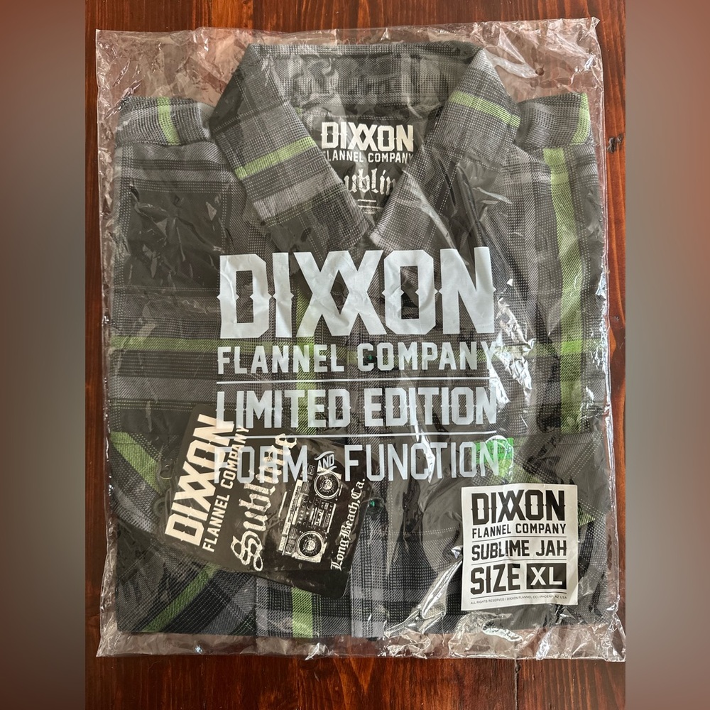 Men’s DIXXON Sublime Jah Flannel in Black and Green